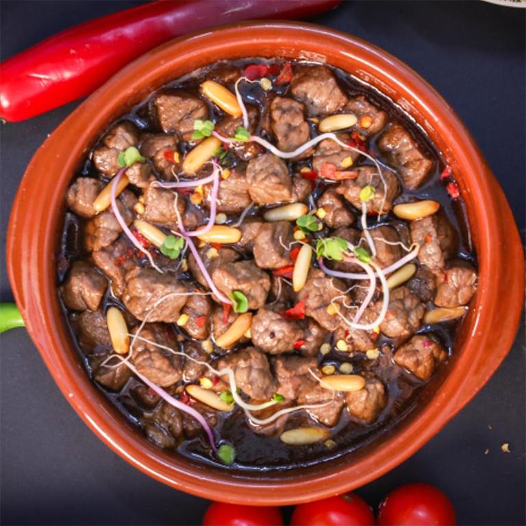 Ras Asfour with Mushroom and Onion